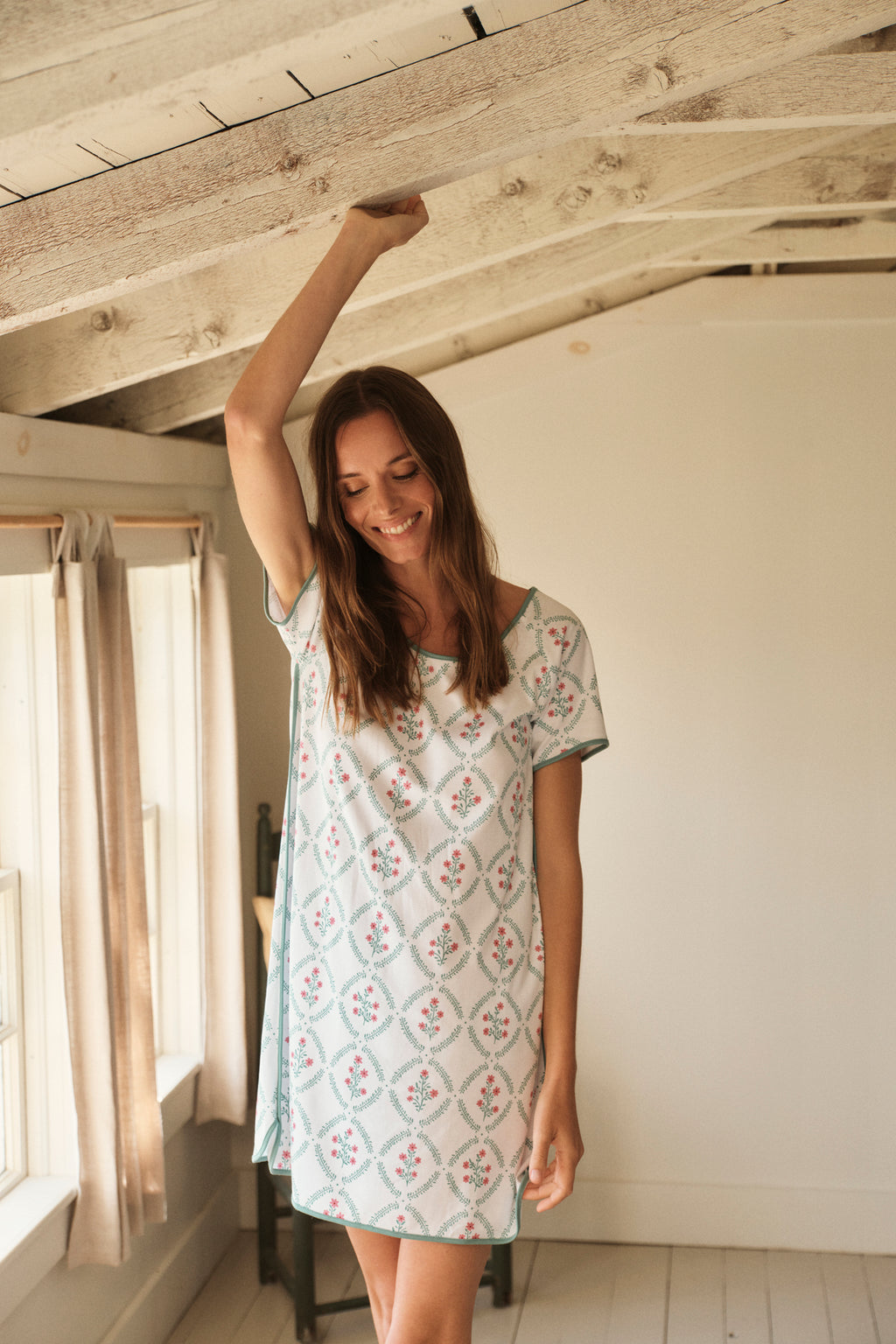 Pima Nightgown in Boxwood Wreath - Main Image 3